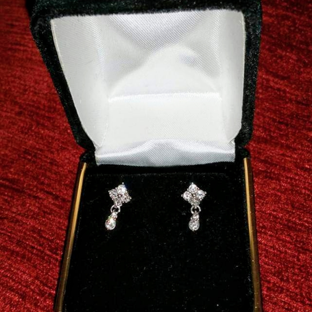 1/2 carat diamond earrings